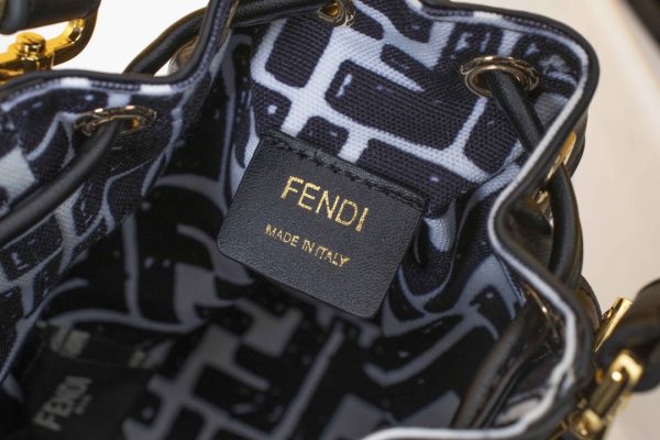 Fendi MON Tresor Leather Bucket Bag - Image 9